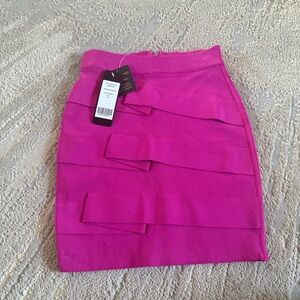 Bebe bandage mini skirt hot pink fuchsia tiered sexy Y2K style XS new